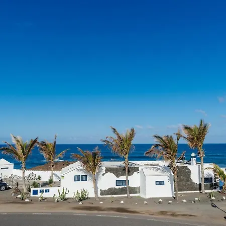 Caleton Del Golfo * El Golfo