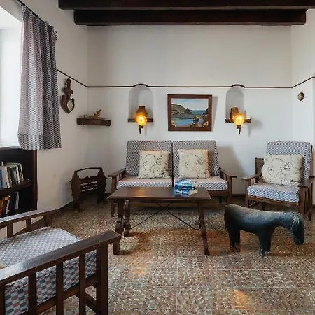 Caleton Del Golfo Apartment *